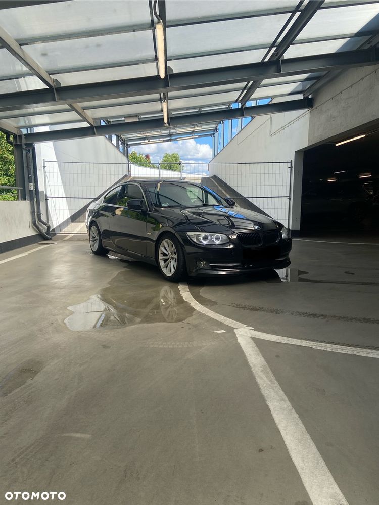 BMW Seria 3 325d - 1