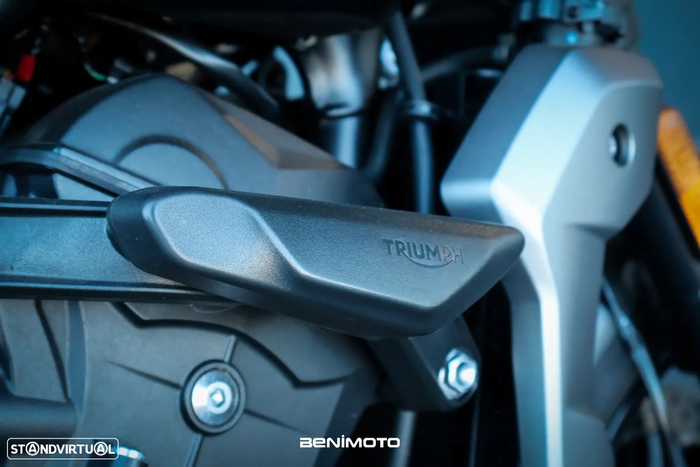 Triumph Trident 660 - 12