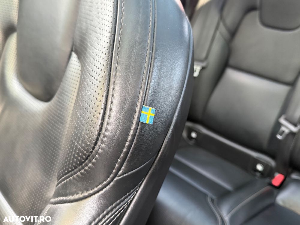 Volvo XC 60 D4 AWD Geartronic Inscription - 17