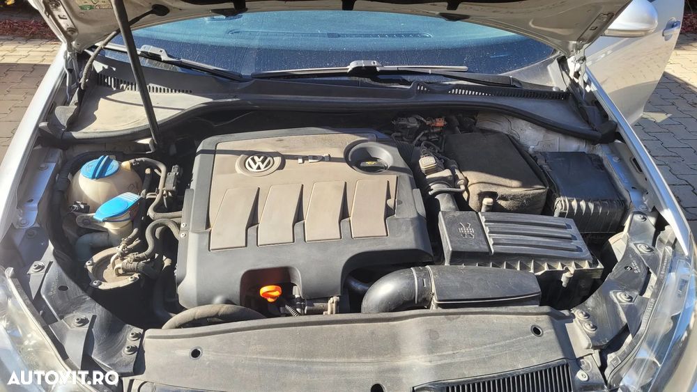 Volkswagen Golf - 12