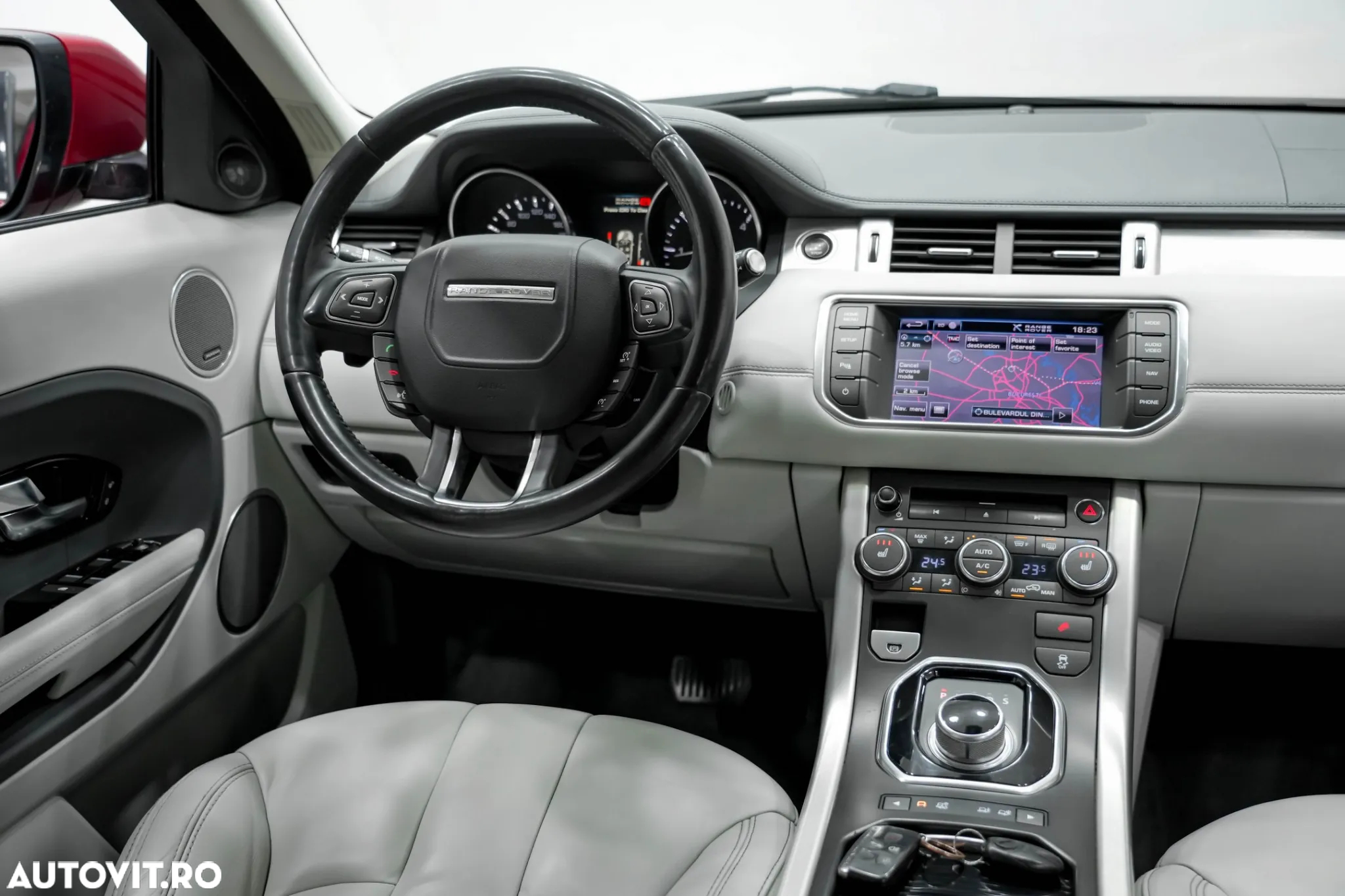 Land Rover Range Rover Evoque - 11