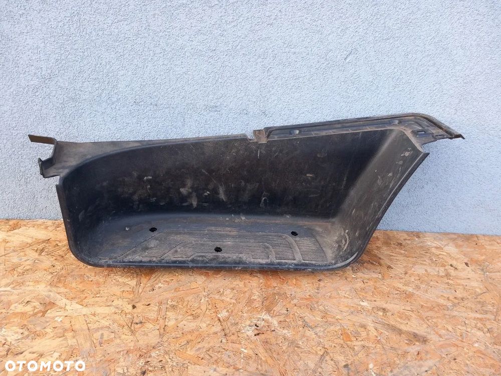 Stopień Progu Prawy Przód Schodek A9106860200 Mercedes Sprinter W907 907 910