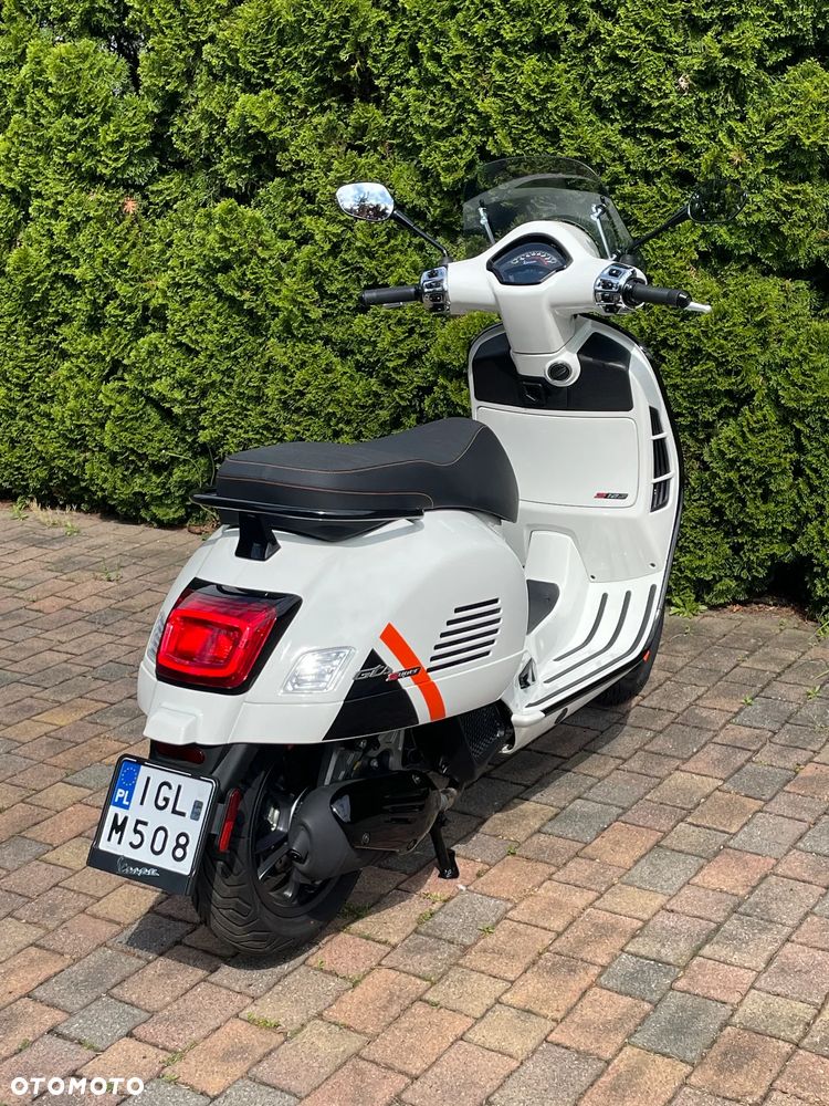 Vespa GTS - 10