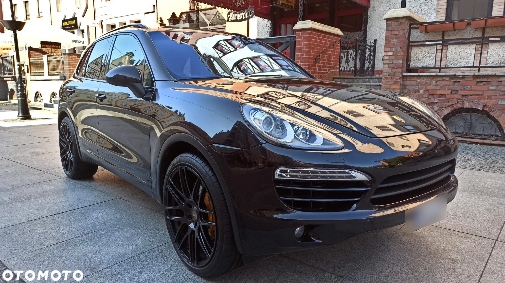 Porsche Cayenne Platinum Edition - 12