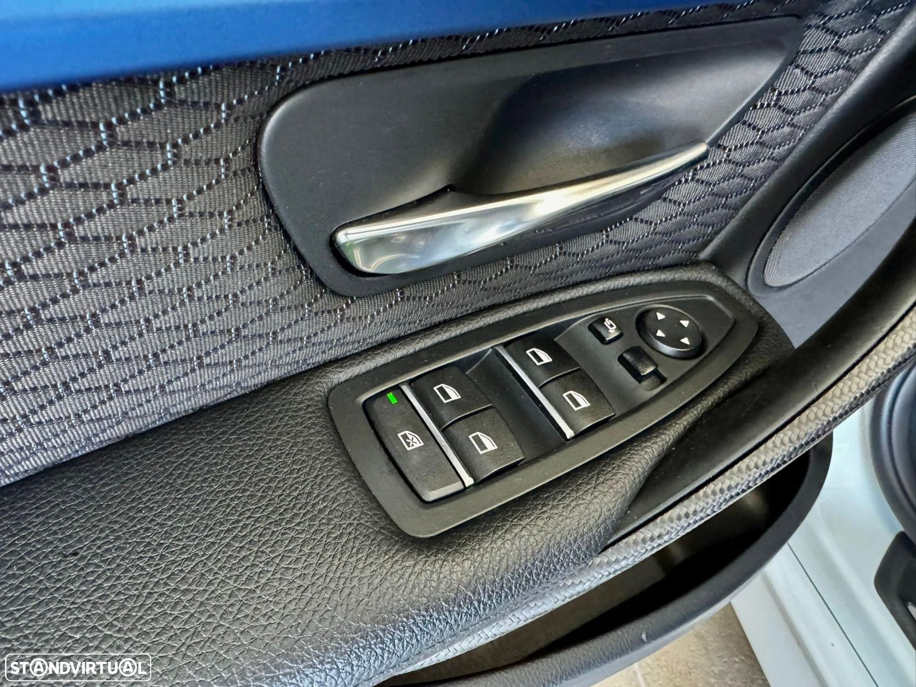 BMW 320 d Pack M - 22