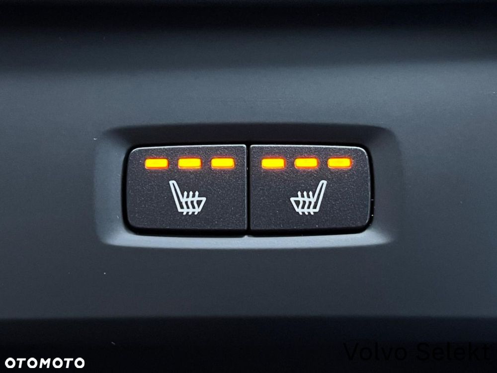 Volvo XC 90 - 32