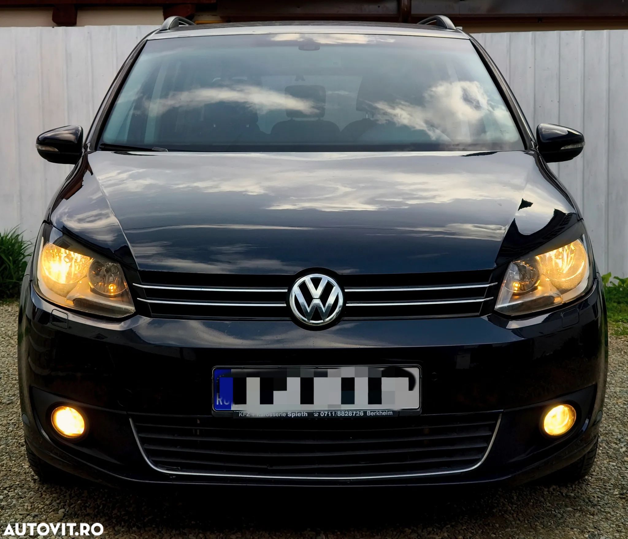 Volkswagen Touran 1.6 TDI SCR (BlueMotion Technology) Comfortline - 1