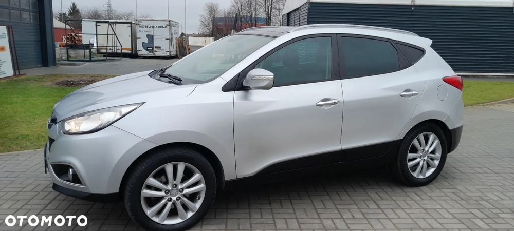 Hyundai ix35 2.0 CRDi Premium 4WD - 2