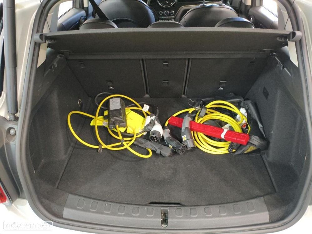 MINI Countryman Cooper SE ALL4 Auto - 16