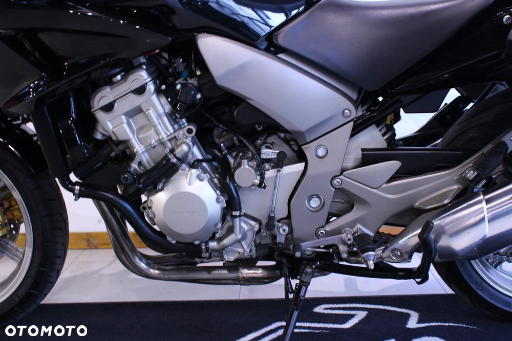 Honda CBF - 26