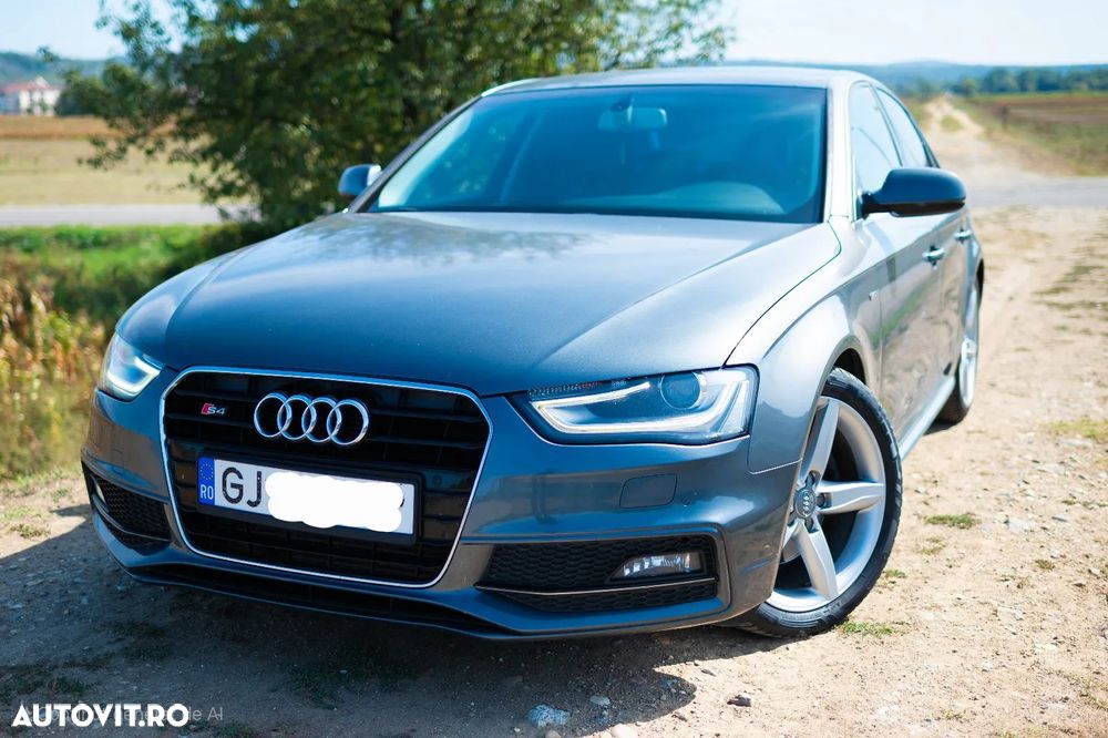 Audi A4 2.0 TDI DPF S line Sportpaket - 2