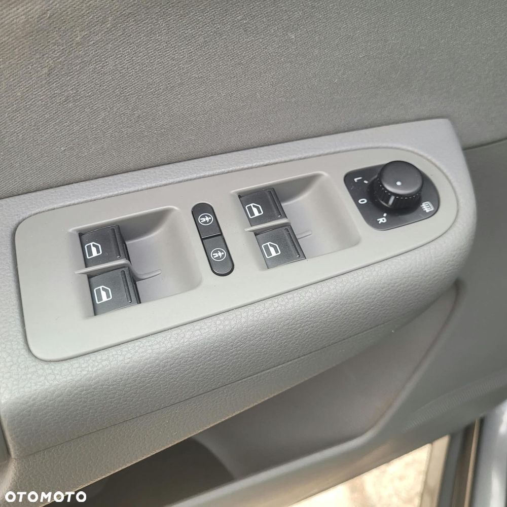 Seat Alhambra - 24