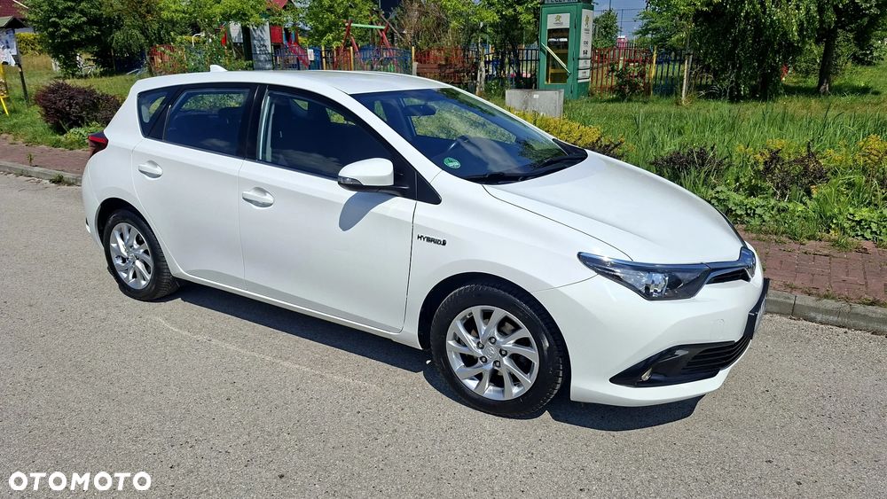 Toyota Auris 1.8 HSD Luna - 16
