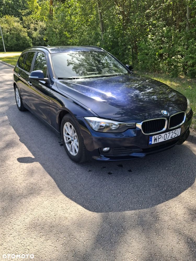 BMW Seria 3 318d DPF - 3