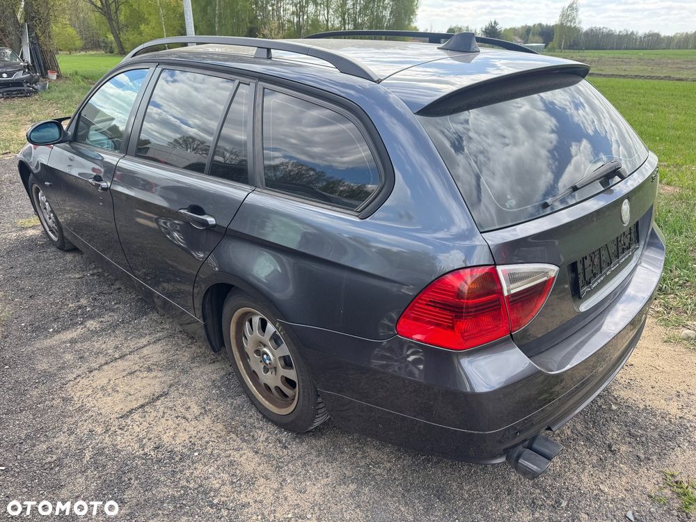 BMW Seria 3 318d DPF - 9