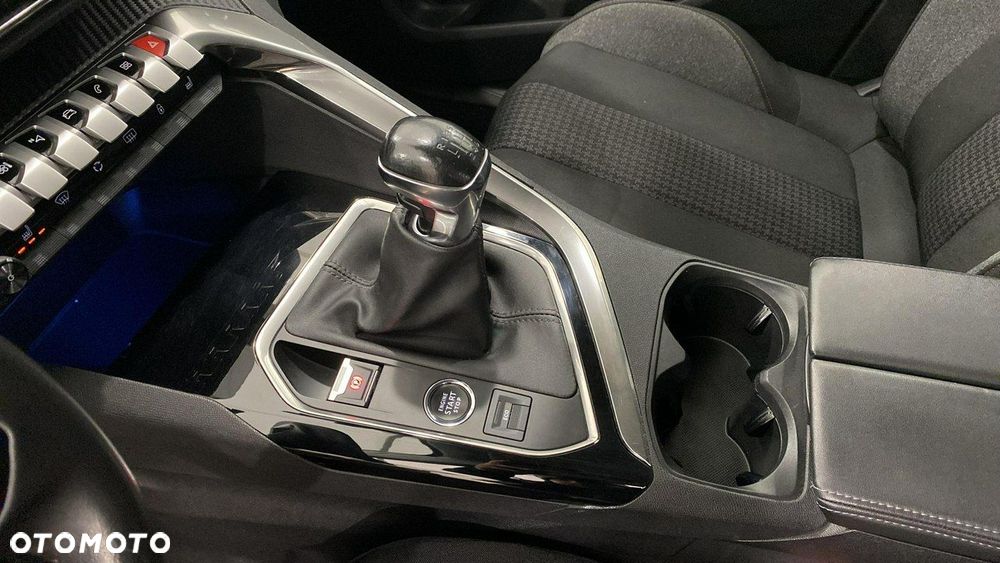 Peugeot 5008 - 18