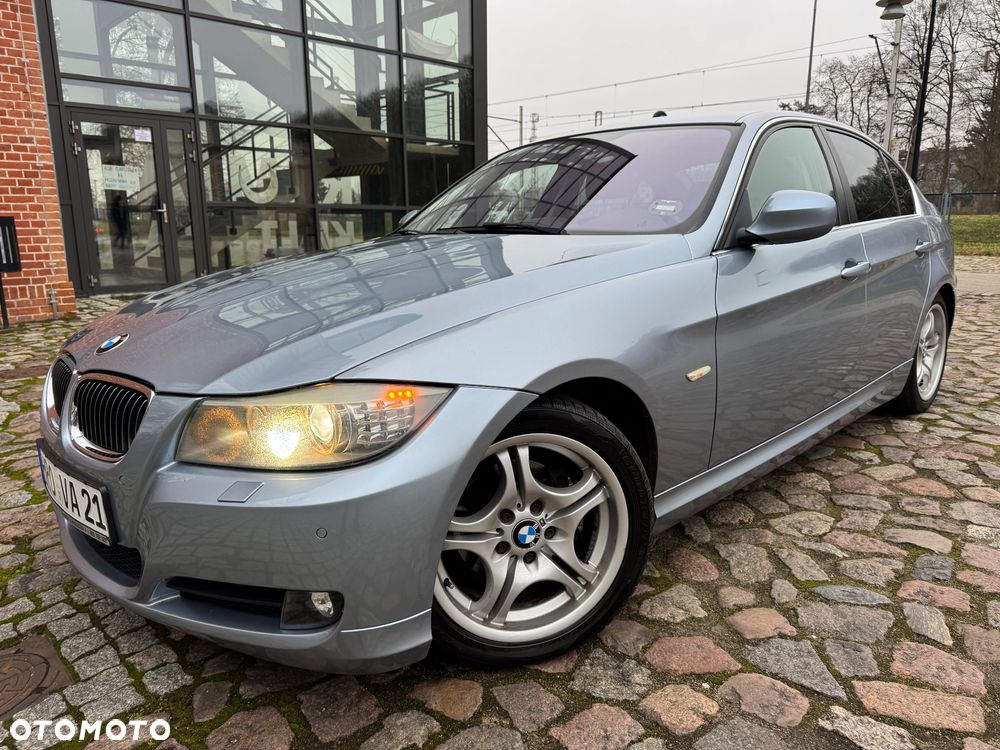 BMW Seria 3 320i Edition Sport - 1