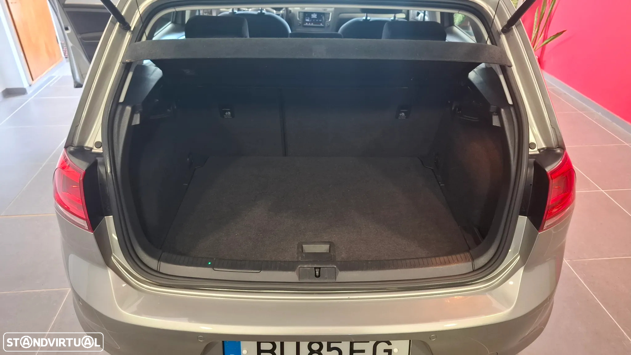 VW Golf 1.6 TDi Trendline - 16
