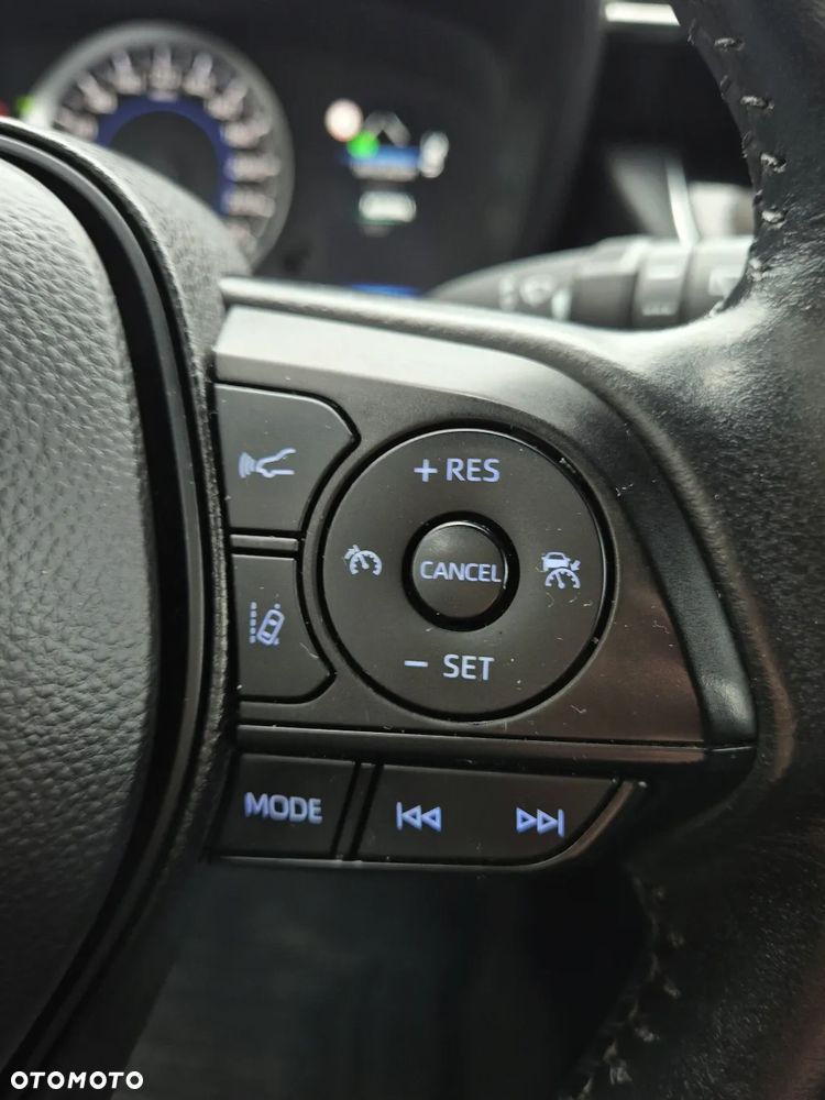 Toyota Corolla 1.8 Hybrid Comfort - 17