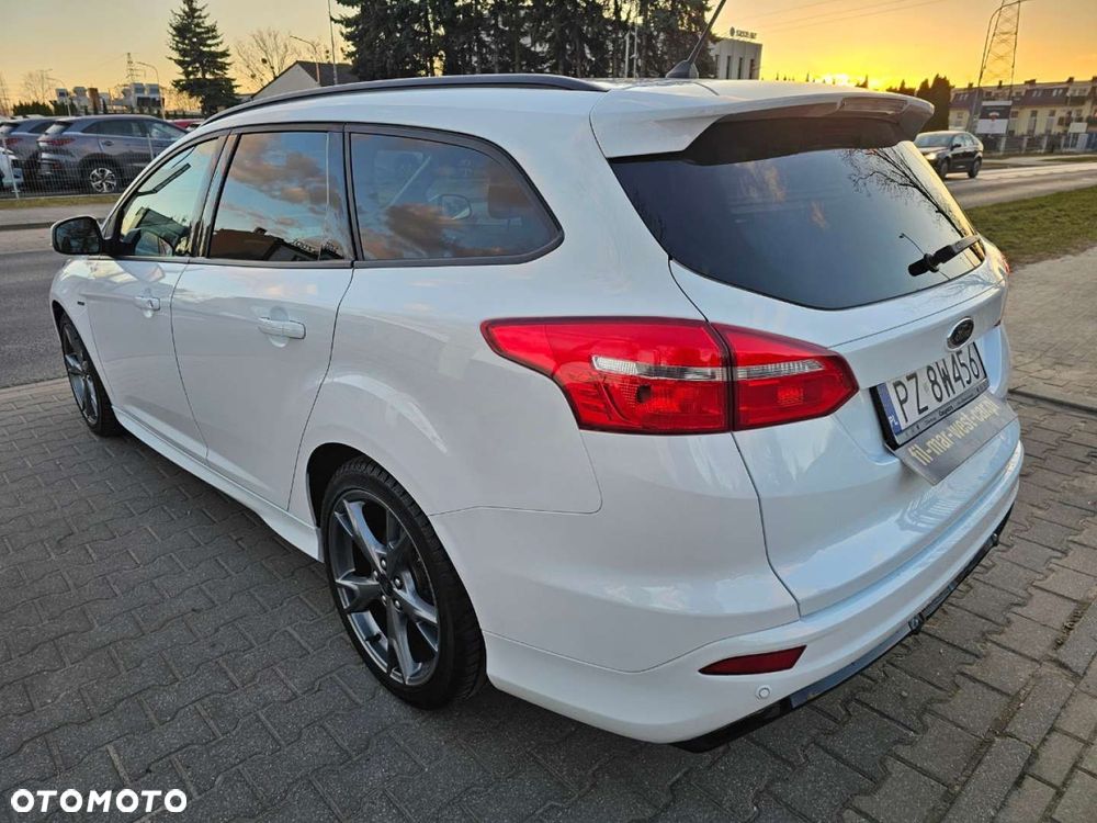 Ford Focus - 10