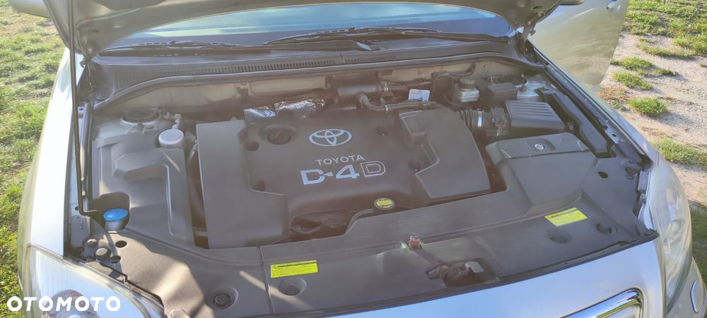 Toyota Avensis 2.0 D-4D Prestige - 10