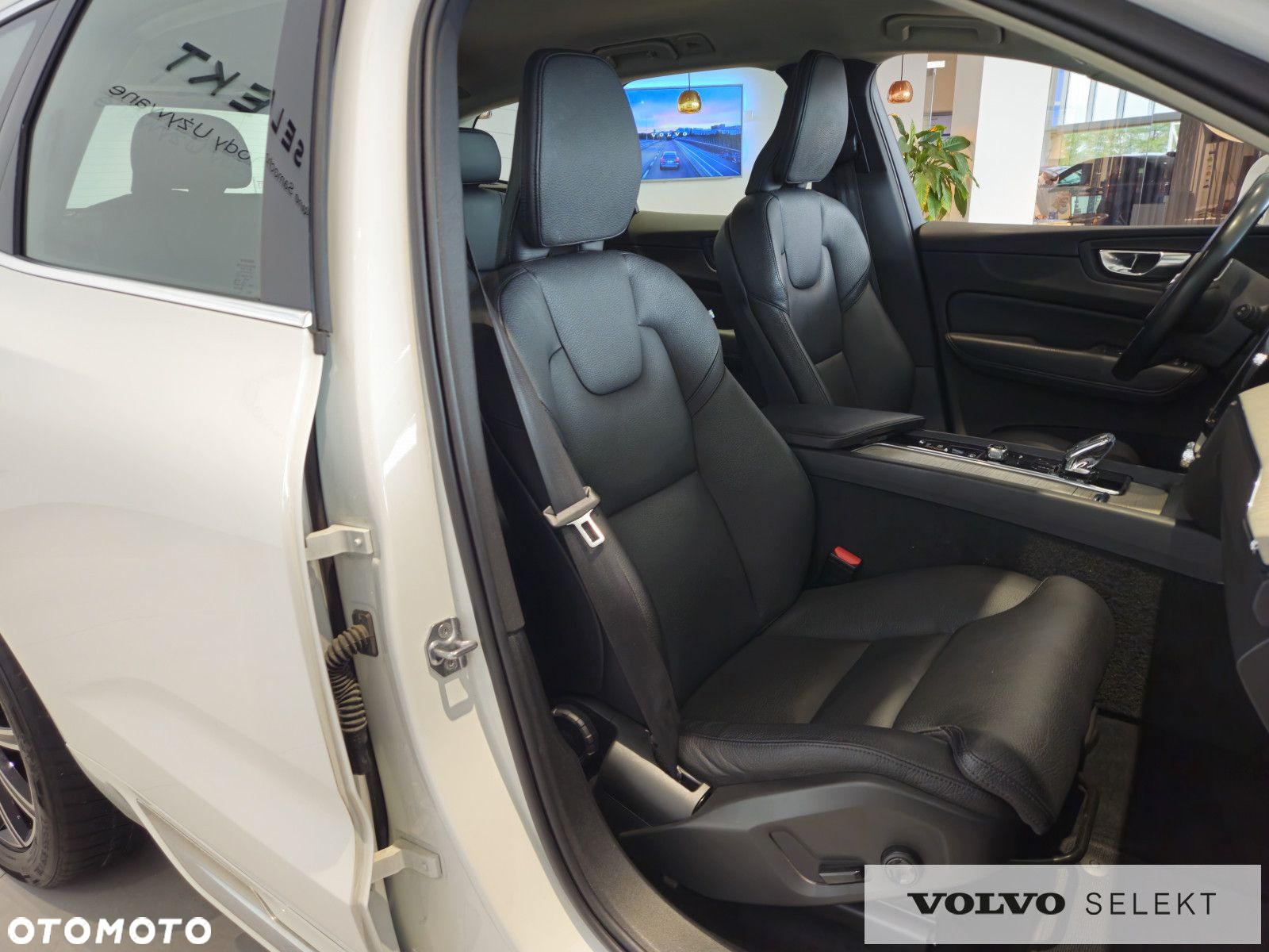 Volvo XC 60 - 31