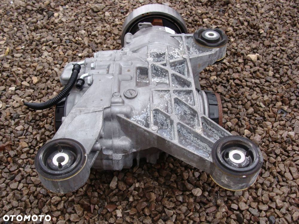 most tył audi q3 83a 0cq525010al 5wa907554r 2025r 2.0 tdi automat - 3