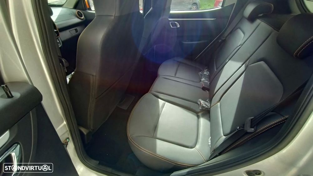 Dacia Spring Comfort Plus - 19