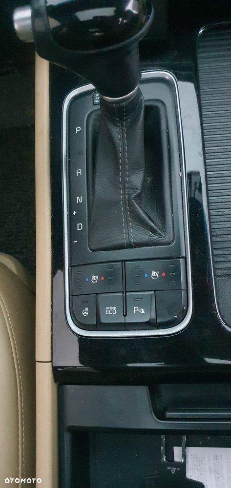 Kia Carnival 2.2 CRDi Freedom - 33