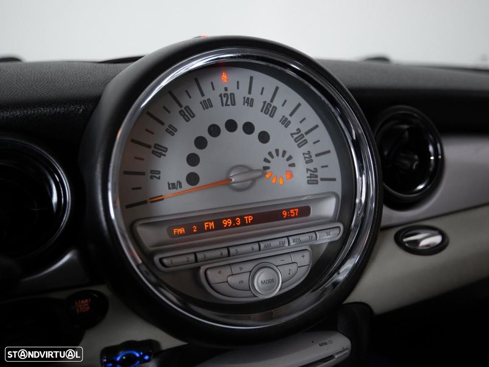 MINI 3 Portas - 13