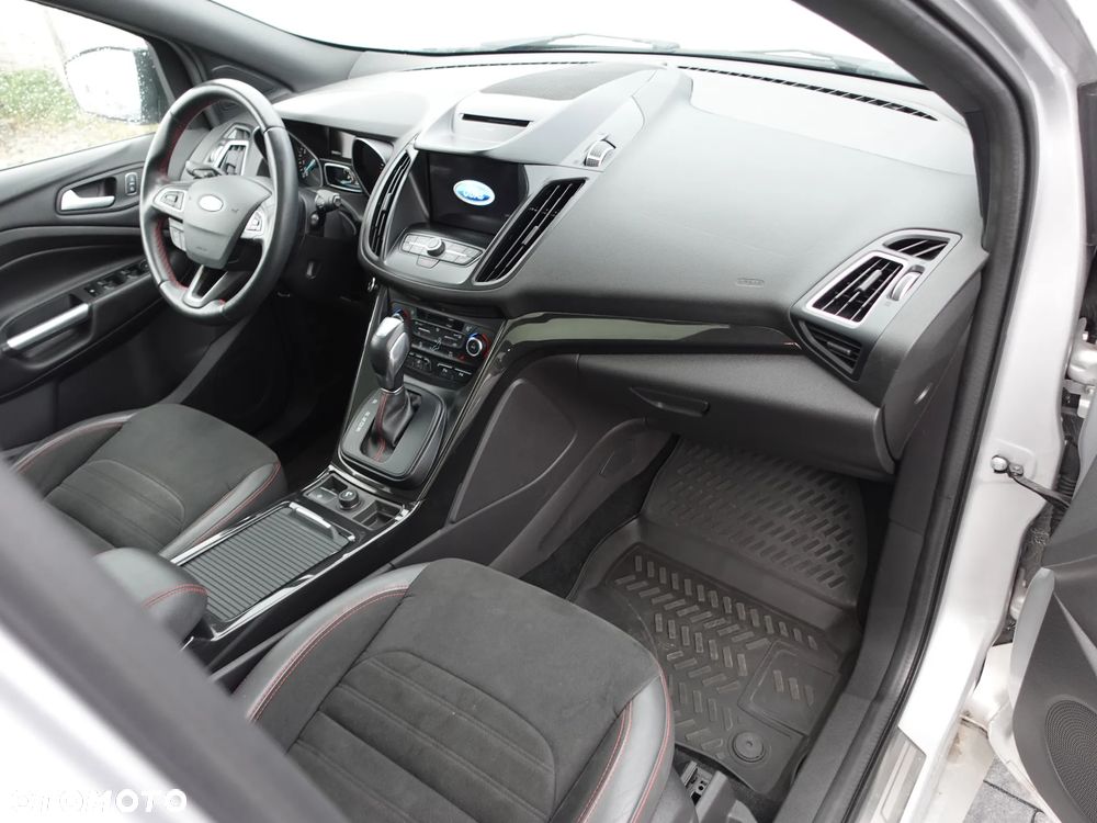 Ford Kuga 1.5 EcoBoost 4x4 ST-Line - 5