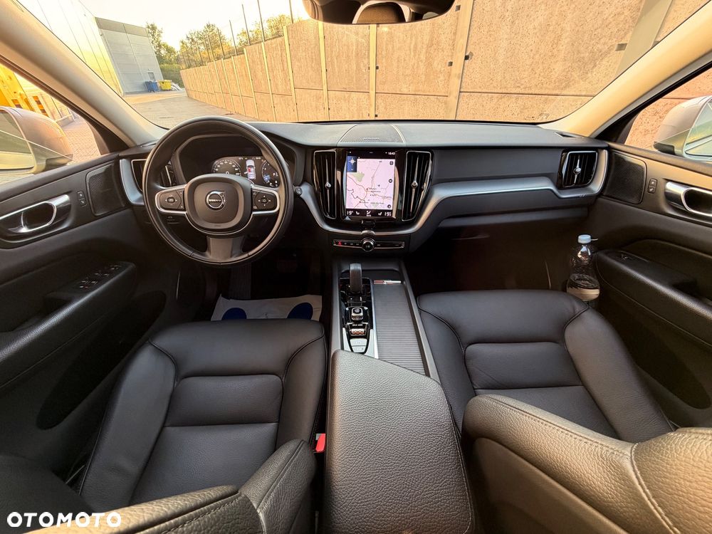 Volvo XC 60 T4 Geartronic Momentum Pro - 5