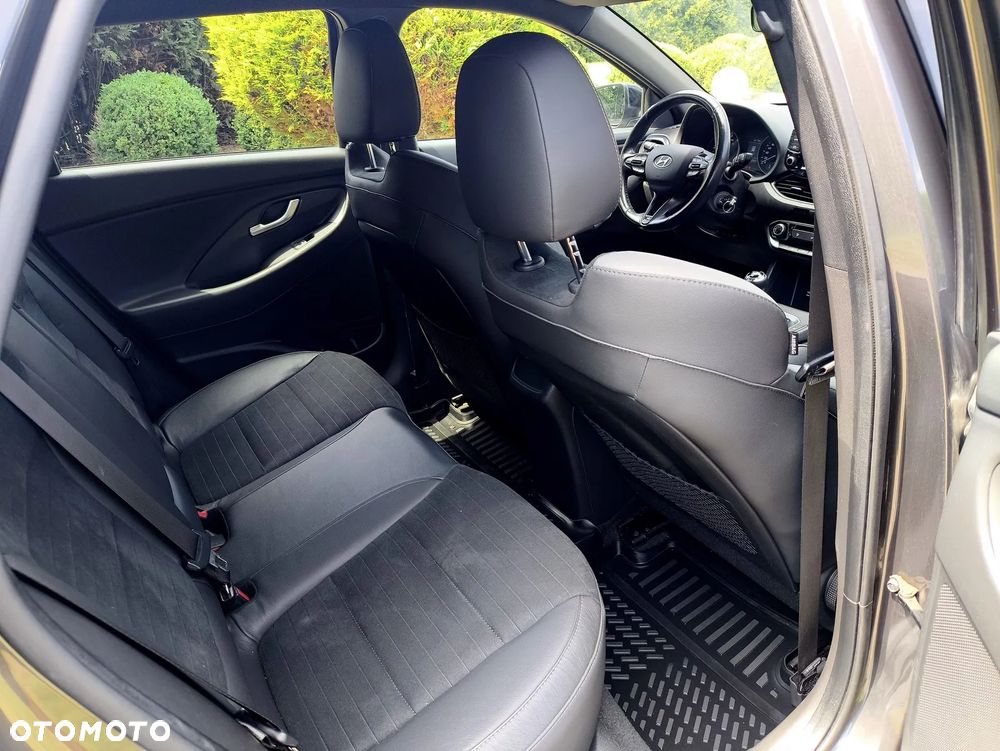 Hyundai i30 - 17