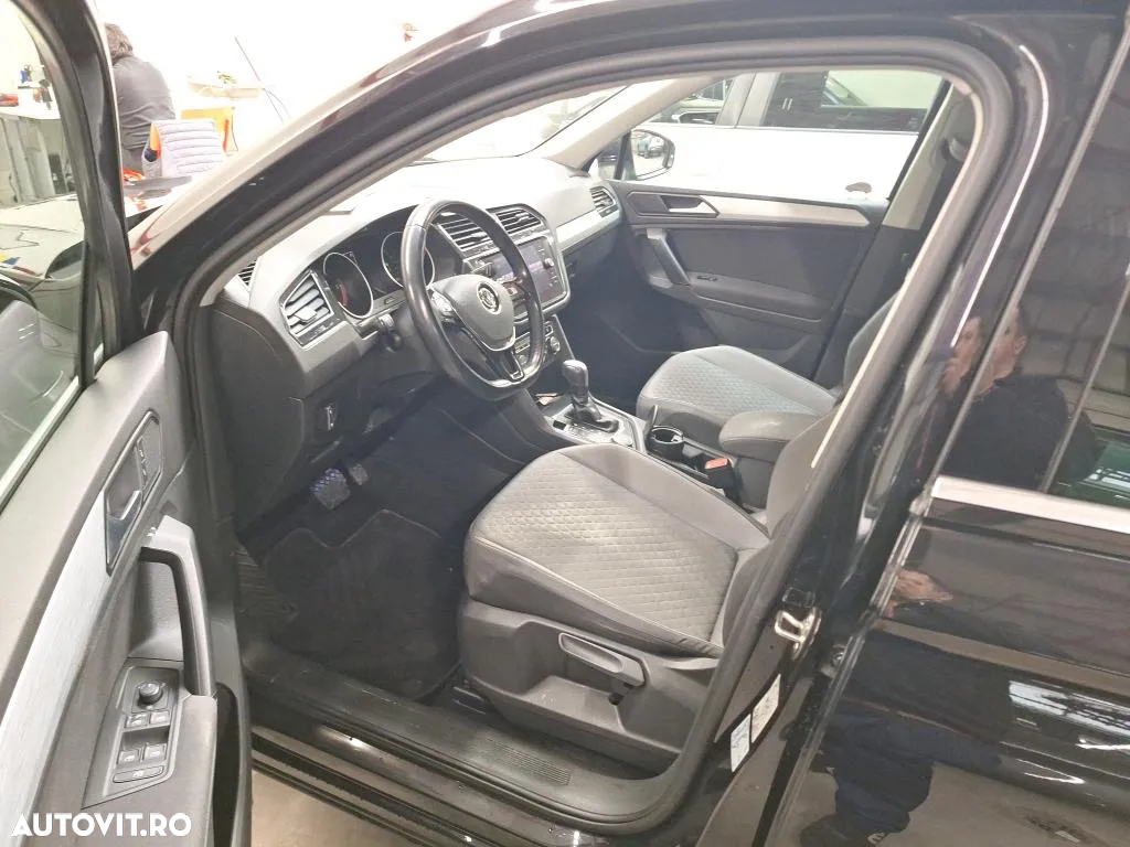 Volkswagen Tiguan 2.0 TDI 4Mot DSG Comfortline - 3