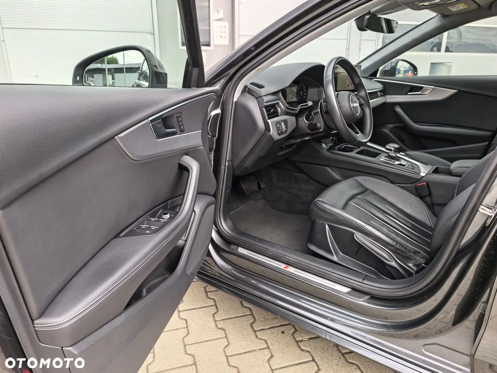 Audi A4 Avant 30 TDI S tronic S line - 28