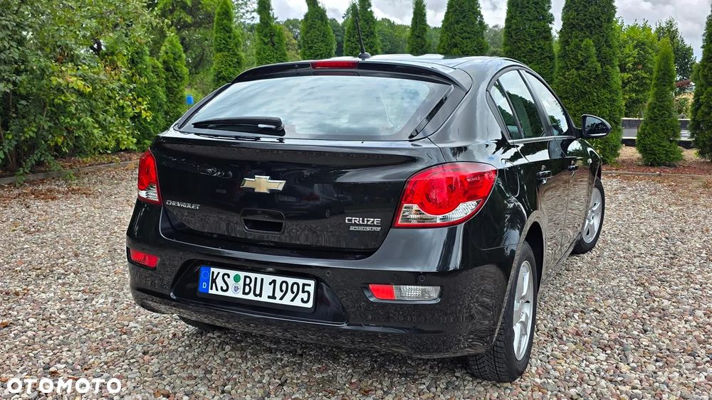 Chevrolet Cruze - 10