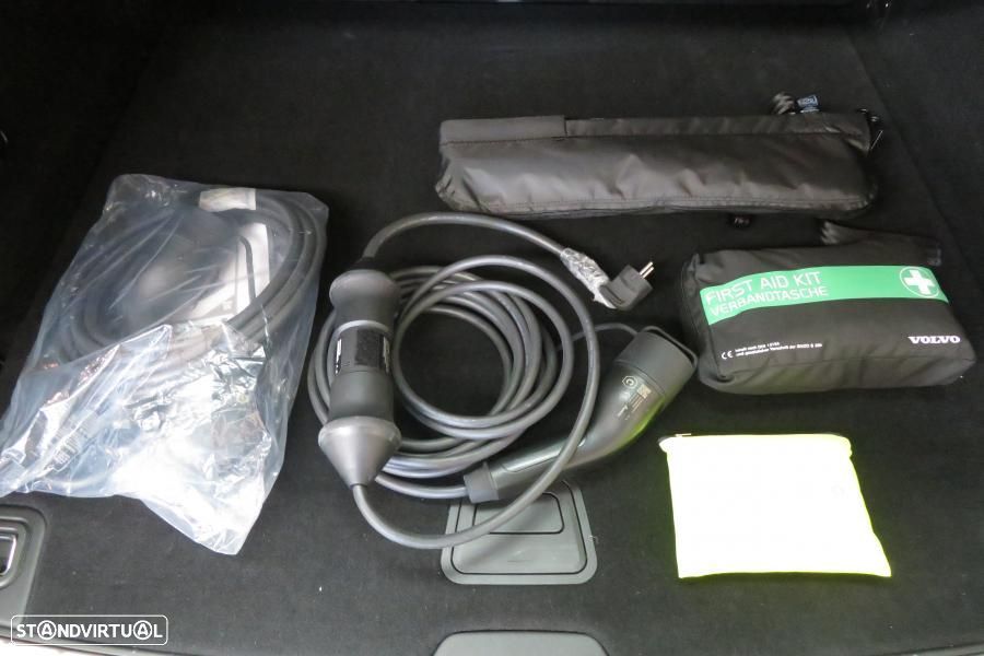 Volvo XC 60 2.0 T6 PHEV Ultimate Dark AWD - 31