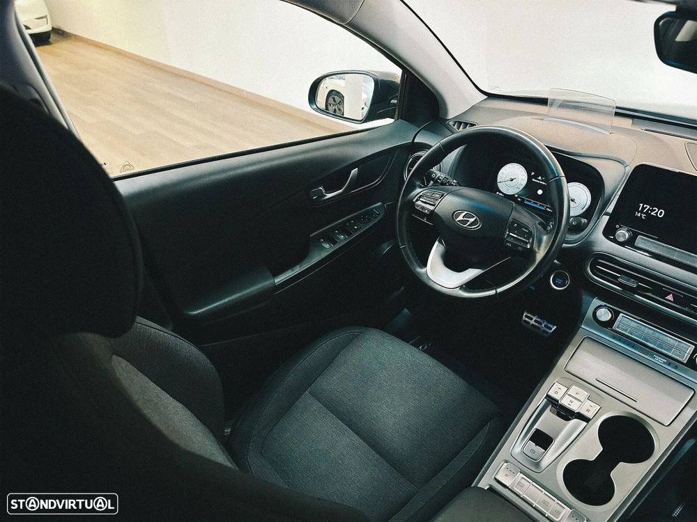 Hyundai Kauai 64 kWh Premium+LED - 10