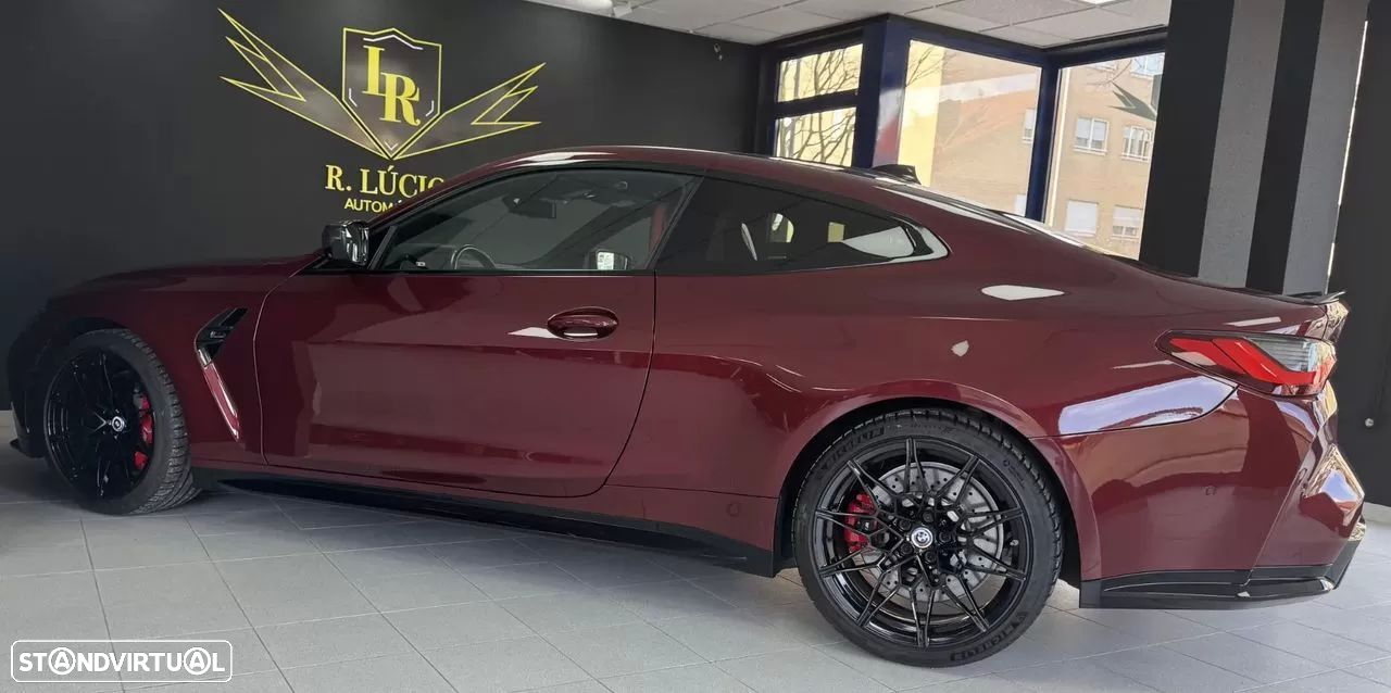 BMW M4 Competition Pack 50 anos M - 48