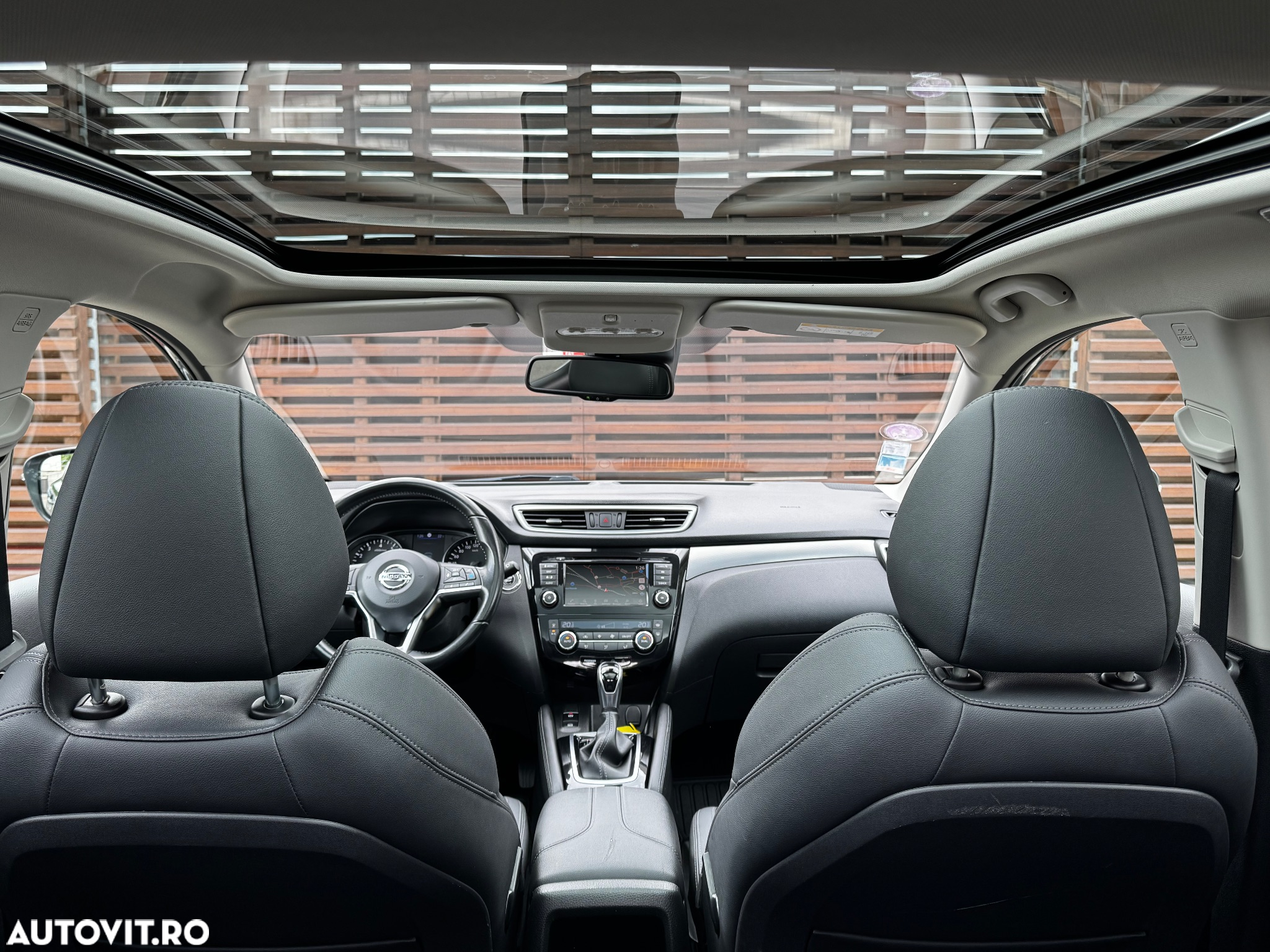 Nissan Qashqai 1.3 DIG-T DCT TEKNA - 23