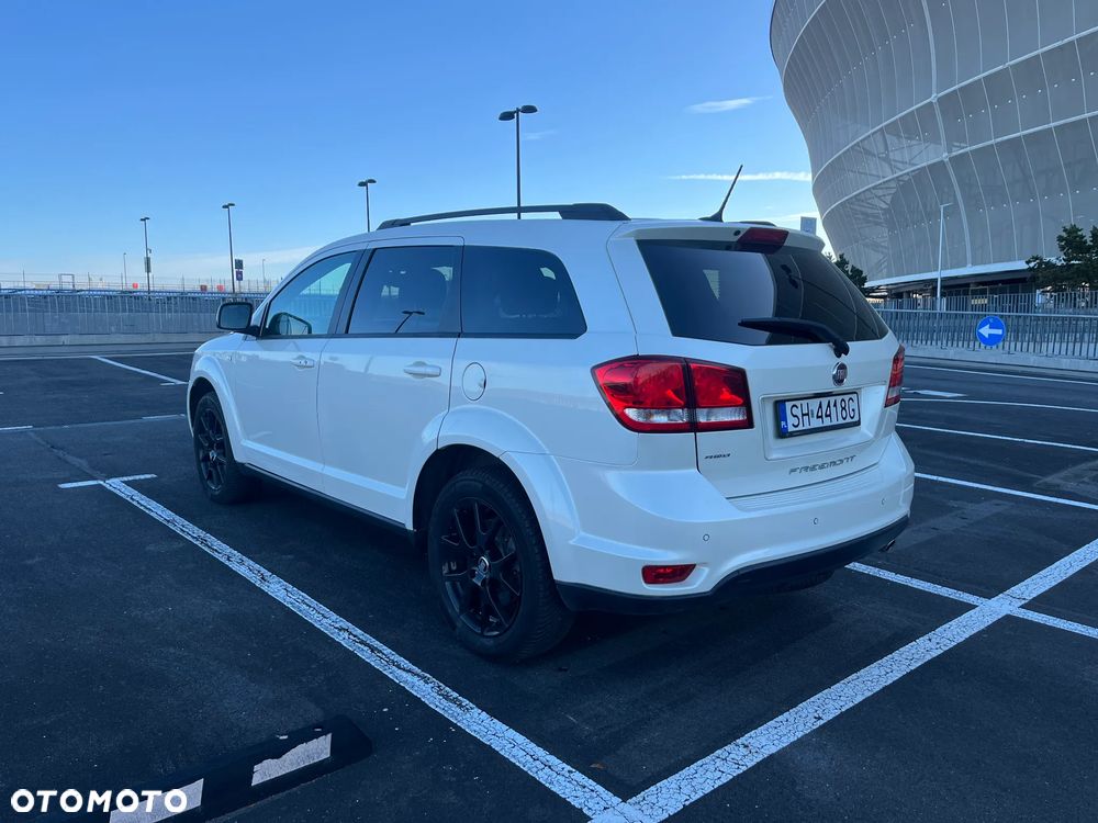 Fiat Freemont 2.0 Multijet Black Code AWD - 7