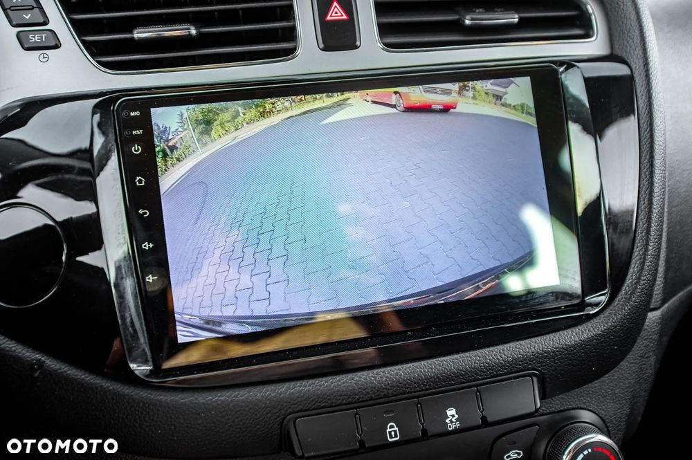 Kia Ceed 1.6 GDI Business Line - 32