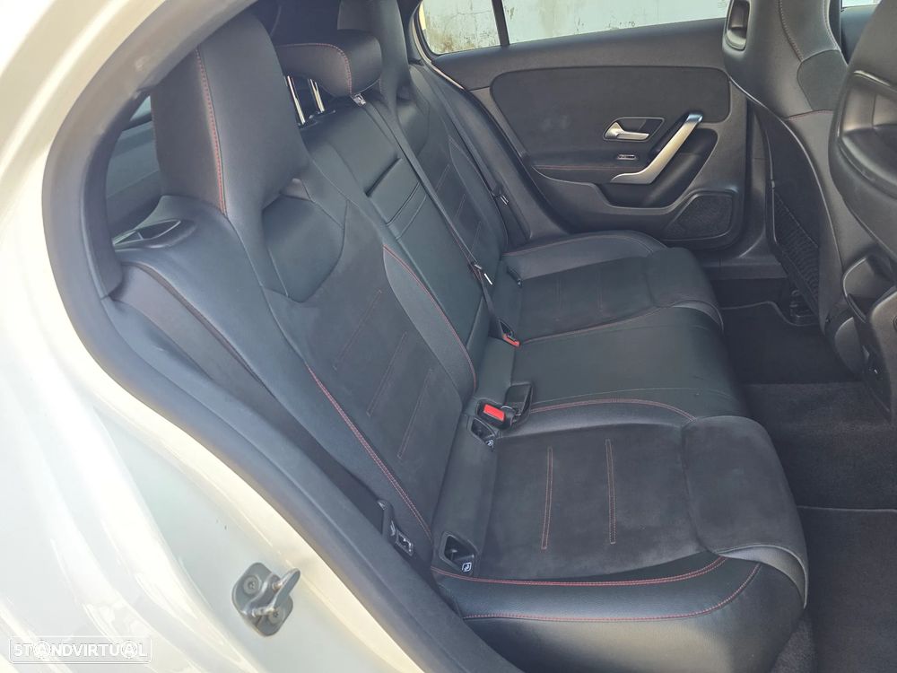 Mercedes-Benz A 200 AMG Line Aut. - 41