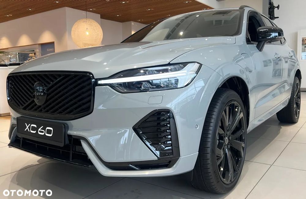 Volvo XC 60 T8 Plug-In Hybrid AWD Ultimate Black Edition - 6