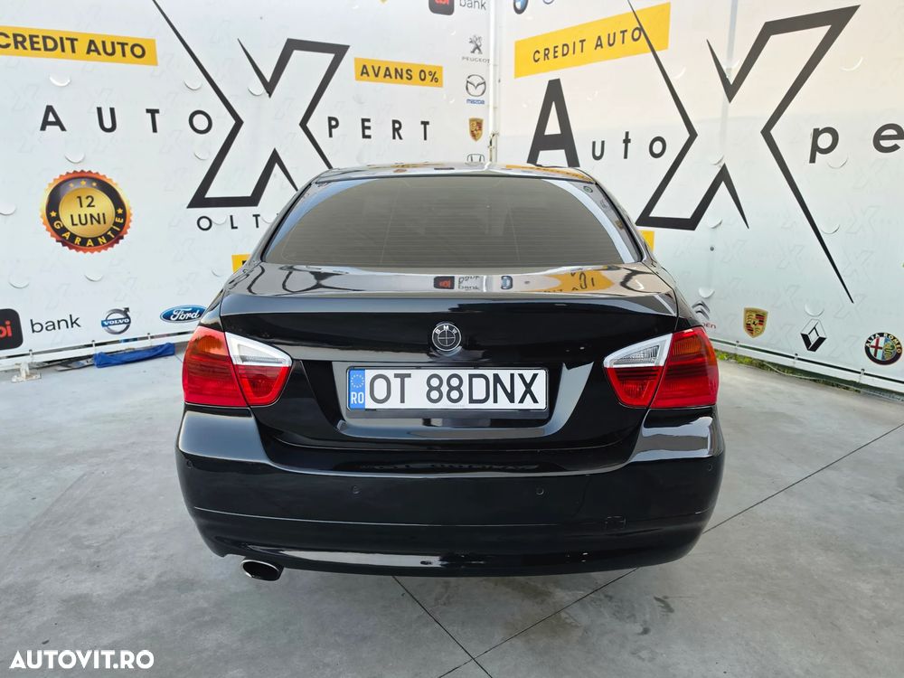 BMW Seria 3 318d - 5