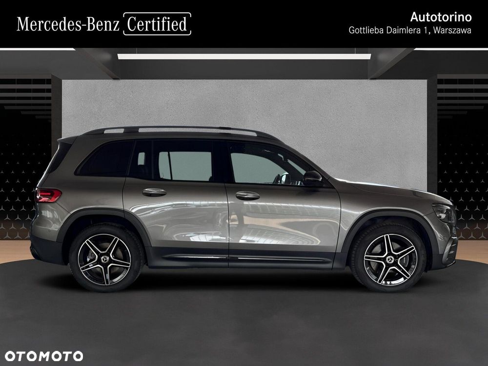 Mercedes-Benz GLB - 7