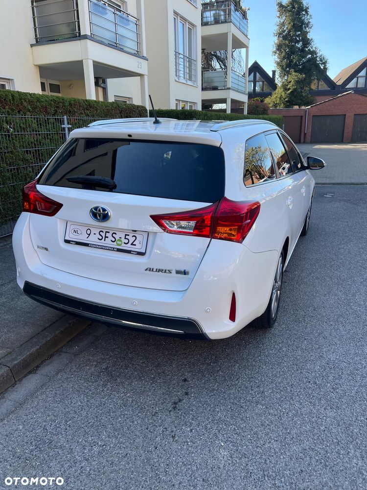 Toyota Auris - 5