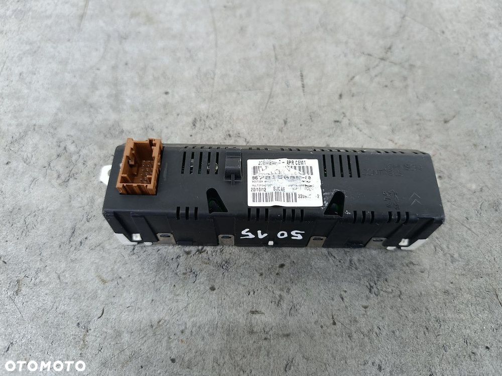 WYŚWIETLACZ RADIA PEUGEOT 407 SW 9678150980 2.2 16V - 4