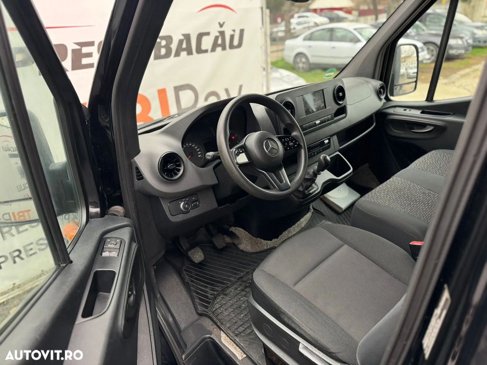 Mercedes-Benz SPRINTER - 21