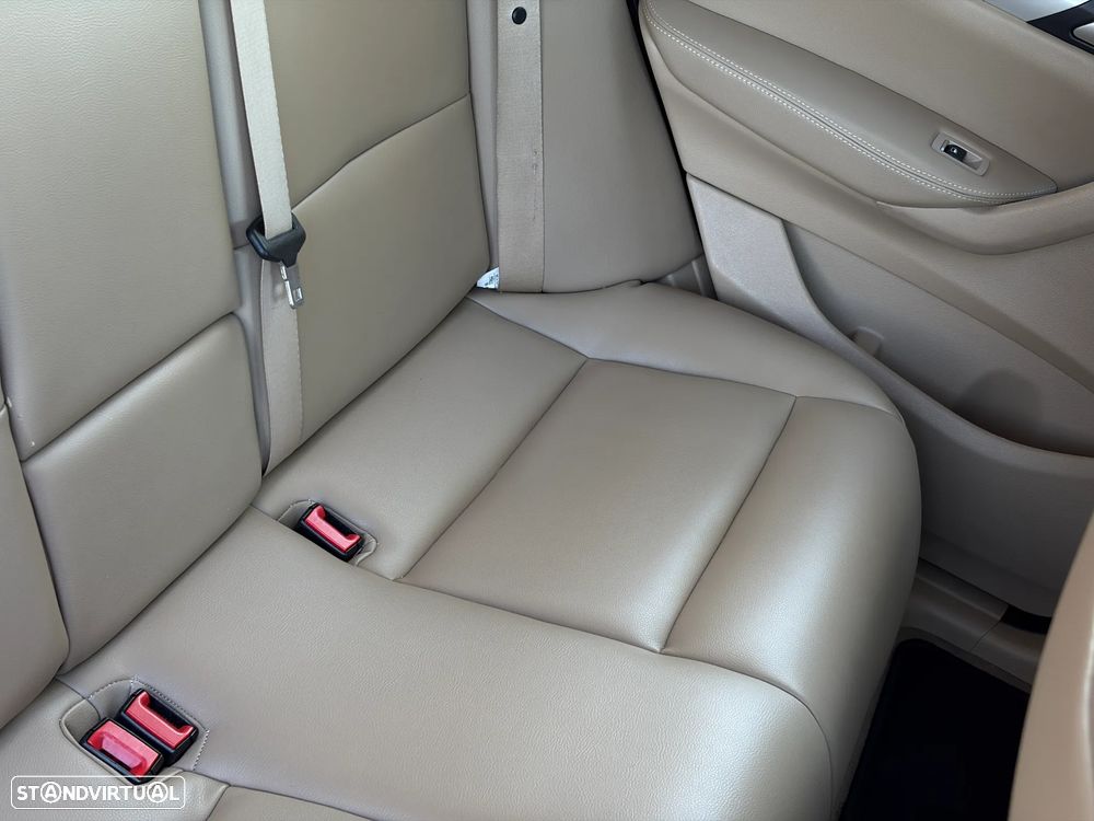 BMW X3 18 d sDrive Auto - 41
